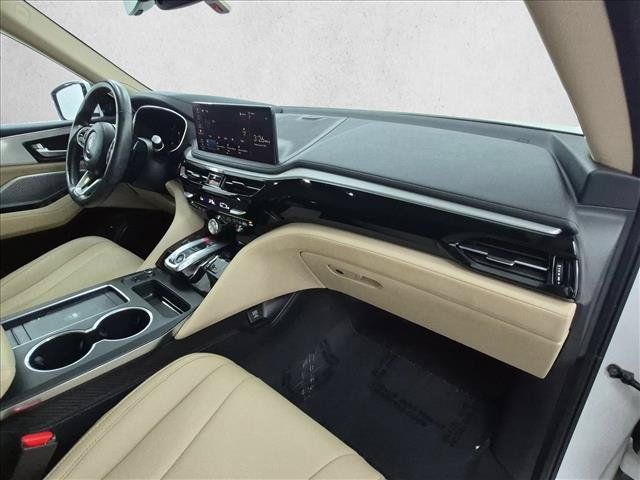 Used 2025 Acura MDX FWD image 26