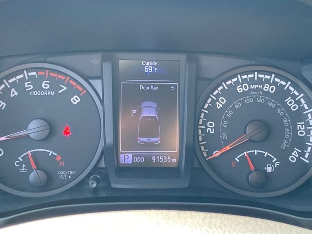 Used 2021 Toyota Tacoma SR RWD image 9