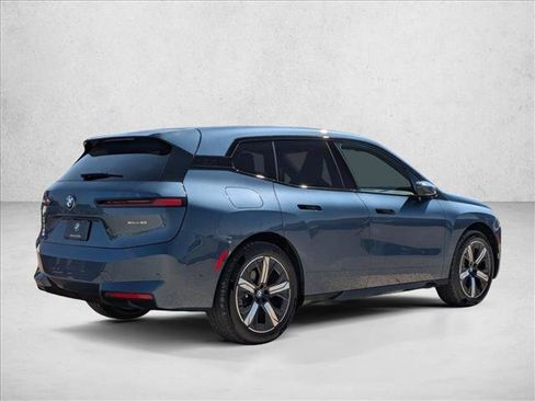 New 2026 BMW iX xDrive60 image 2