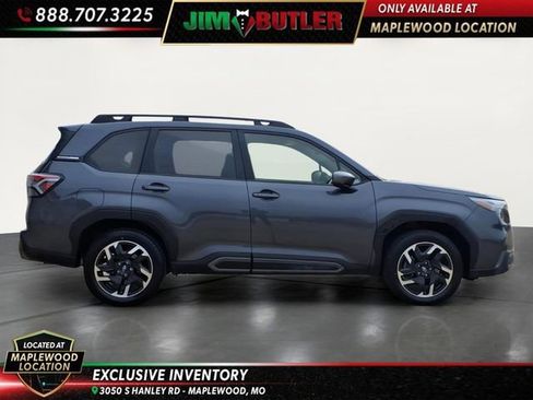 Used 2025 Subaru Forester Limited AWD/4WD image 5