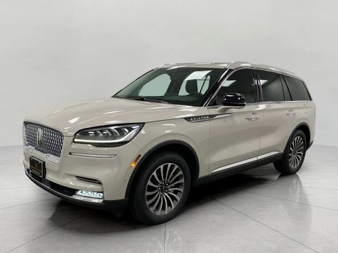 Used 2021 Lincoln Aviator Reserve w/ Equipment Group 201A image 11