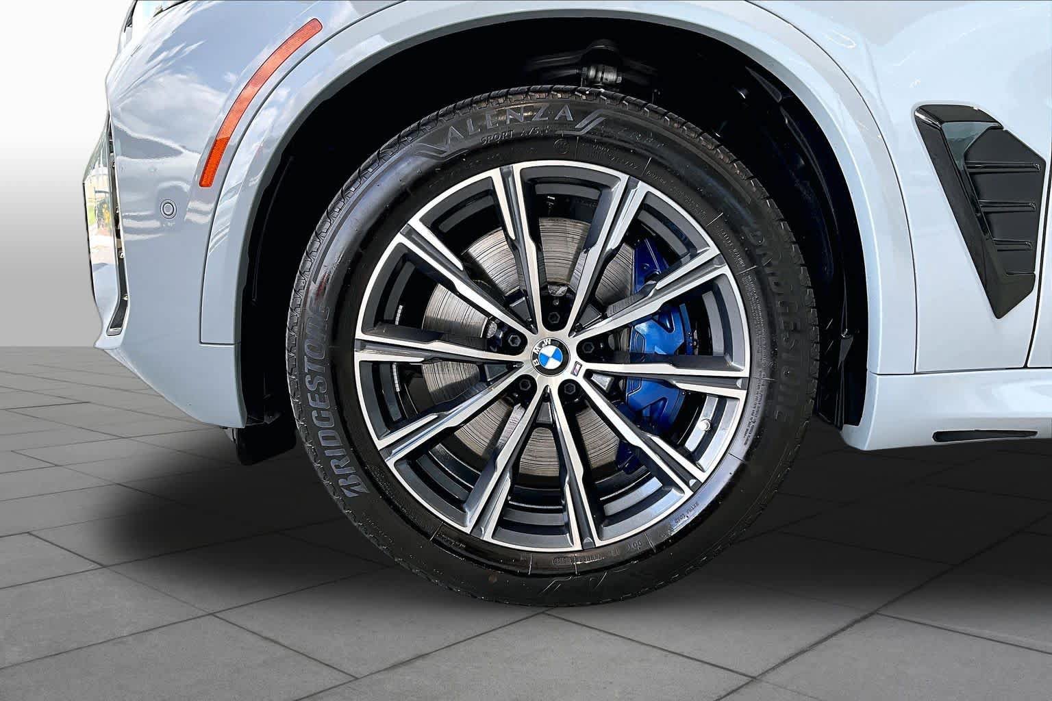 Used 2026 BMW X5 M60i AWD/4WD image 10