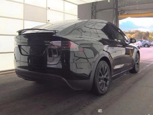 Used 2020 Tesla Model X Performance image 3