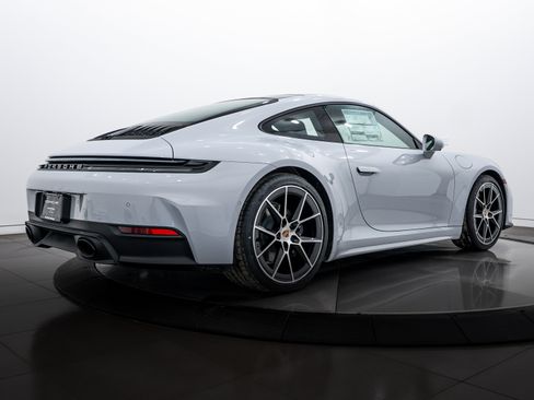 New 2026 Porsche 911 Carrera image 7