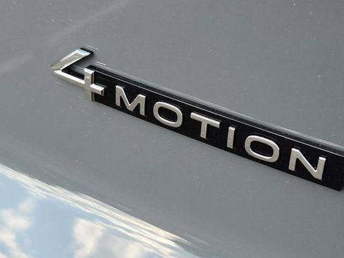 New 2026 Volkswagen Atlas Cross Sport SEL Premium R-Line image 11