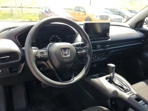 Certified 2023 Honda HR-V LX image 15