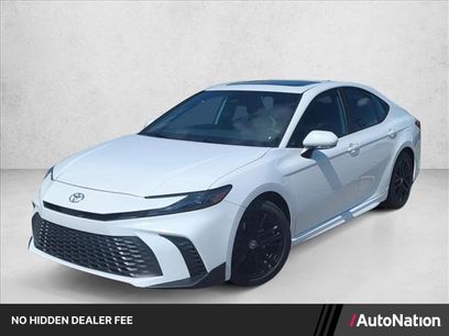 Used 2025 Toyota Camry SE w/ Multimedia Upgrade Package