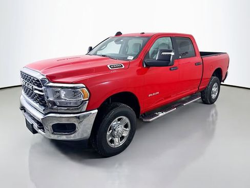 Used 2024 RAM 2500 Big Horn w/ Bed Utility Group image 3
