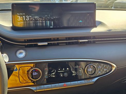 Certified 2025 Genesis GV70 3.5T Sport w/ Sport Advanced Package image 13