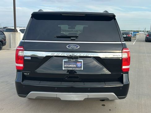Used 2020 Ford Expedition Max XLT w/ Equipment Group 202A RWD image 12
