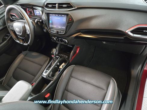 Used 2022 Chevrolet TrailBlazer RS w/ Sun and Liftgate Package image 22