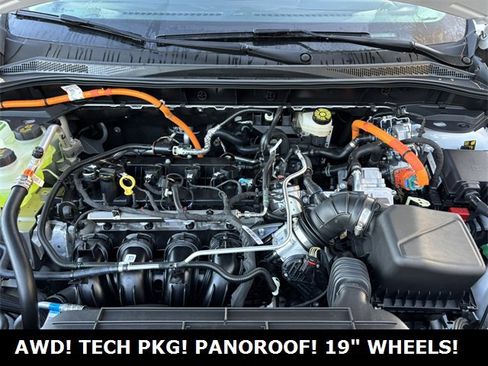 New 2026 Ford Escape Platinum w/ Premium Technology Package image 32