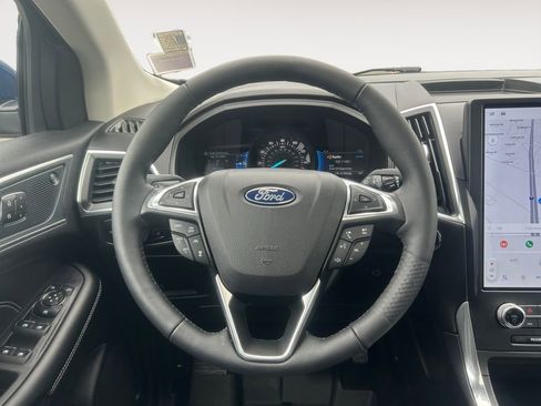 Used 2024 Ford Edge Titanium w/ Equipment Group 301A AWD/4WD image 14