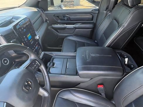 Used 2022 RAM 1500 Limited w/ Body Color Bumper Group AWD/4WD image 14