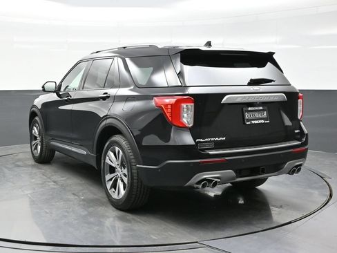 Used 2020 Ford Explorer Platinum w/ Premium Technology Package AWD/4WD image 5