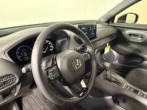 Used 2026 Honda HR-V Sport image 15
