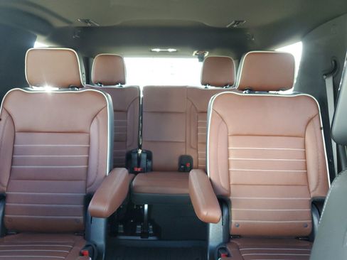Used 2024 GMC Yukon Denali Ultimate w/ LPO, Floor Liner Package AWD/4WD image 14