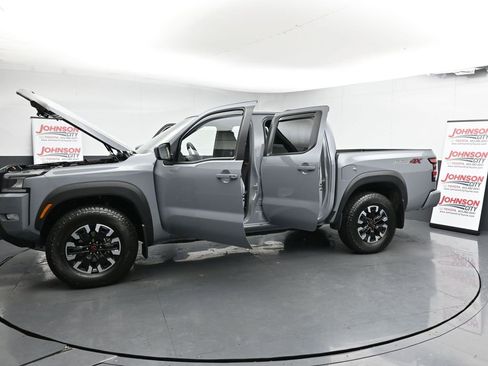Used 2024 Nissan Frontier PRO-4X w/ Off-Road Protection Package image 49