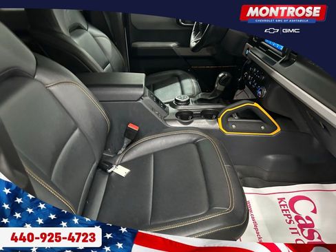Used 2023 Ford Bronco Badlands image 31