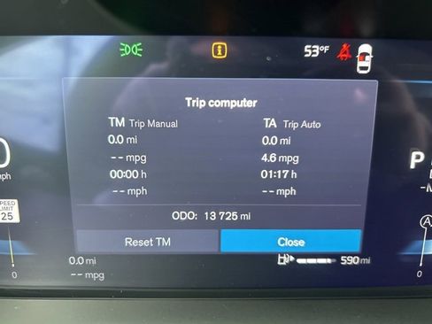 Certified 2025 Volvo XC60 B5 Plus image 21