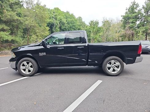 Used 2024 RAM 1500 Classic SLT AWD/4WD image 8