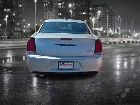 Used 2021 Chrysler 300 S image 6