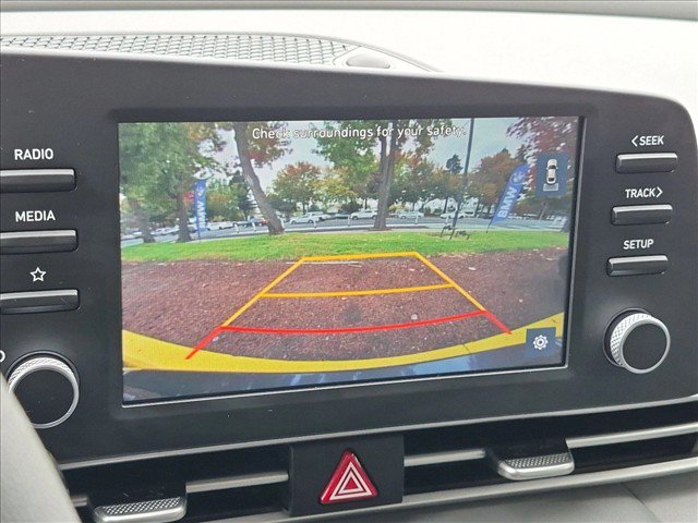 Used 2023 Hyundai Elantra SEL FWD image 13