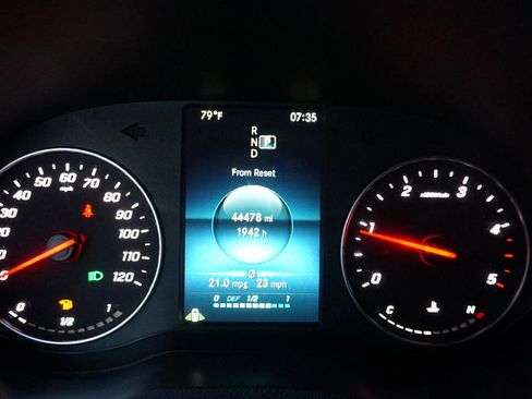 Used 2023 Mercedes-Benz Sprinter 2500 image 14