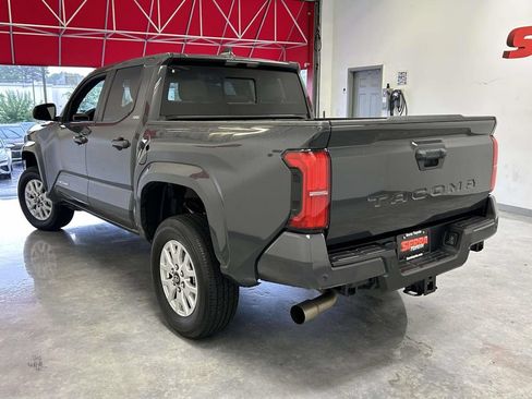 Certified 2024 Toyota Tacoma SR5 w/ SR5 Upgrade Package RWD image 5