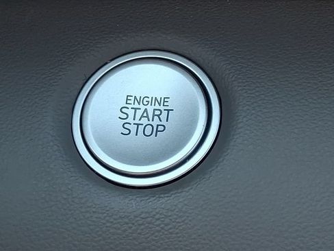Used 2023 Hyundai Elantra SEL w/ Cargo Package FWD image 23