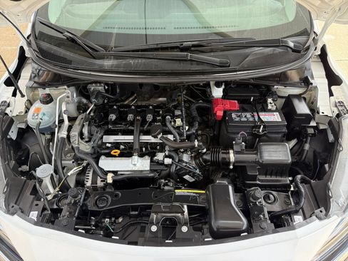 Used 2025 Nissan Versa SV FWD image 31