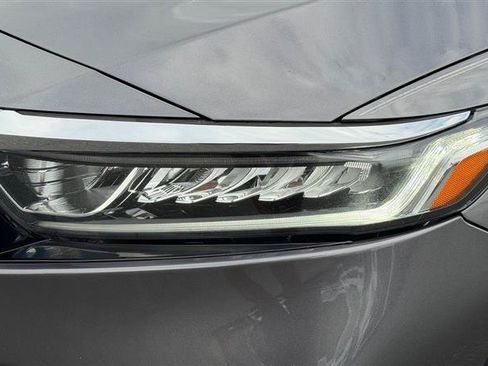 Used 2018 Honda Accord EX-L image 12