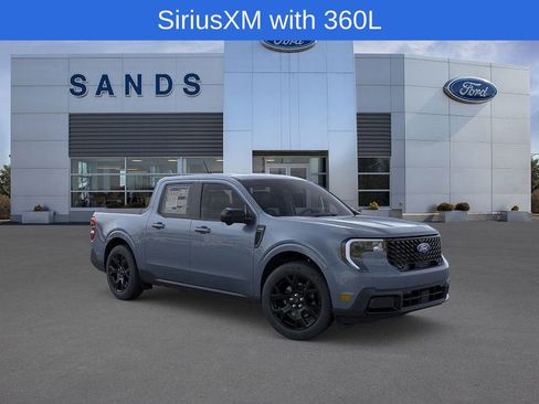 New 2026 Ford Maverick Lariat w/ Black Appearance Package image 7