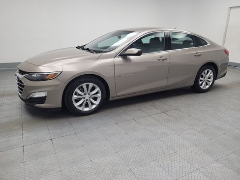 Used 2023 Chevrolet Malibu LT FWD image 2