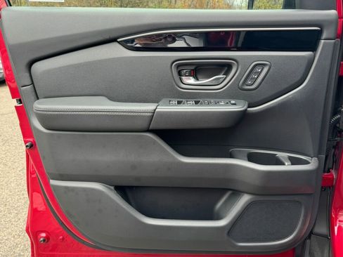 Used 2026 Honda Passport RTL image 13