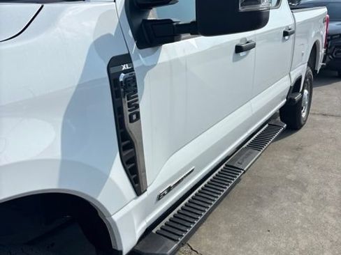 Used 2026 Ford F250 XL AWD/4WD image 4