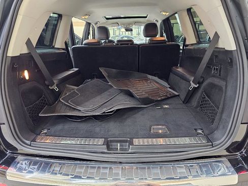 Used 2015 Mercedes-Benz GL 450 4MATIC w/ Appearance Package image 14