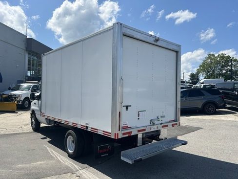 New 2026 Ford E-450 and Econoline 450 Super Duty w/ Power Equipment Group image 5