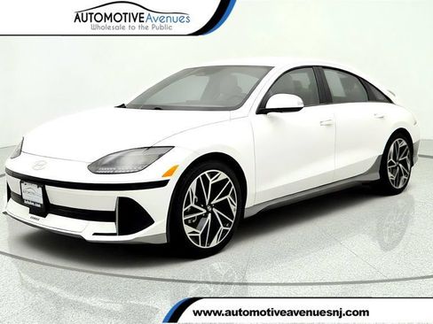Used 2024 Hyundai Ioniq 6 SEL RWD image 1