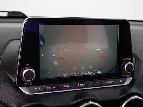 Used 2021 Nissan Sentra SV image 13