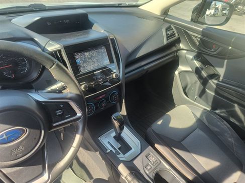 Used 2018 Subaru Crosstrek 2.0i Premium AWD/4WD image 17