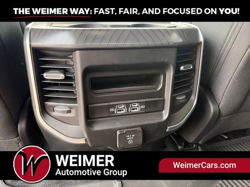 Used 2025 RAM 1500 Big Horn AWD/4WD image 17