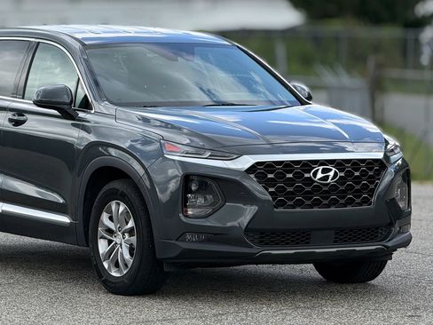 Used 2019 Hyundai Santa Fe SEL AWD/4WD image 14