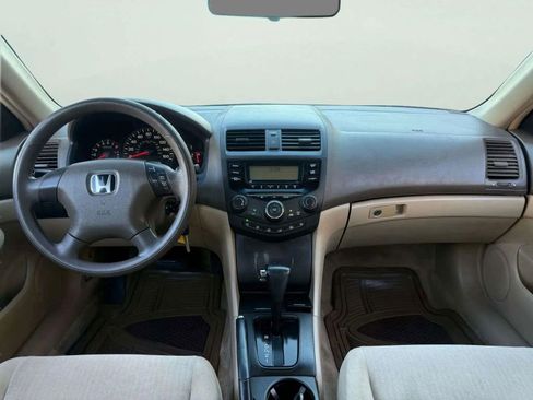 Used 2005 Honda Accord LX image 17