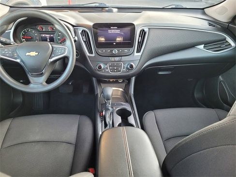 Used 2023 Chevrolet Malibu LT image 6