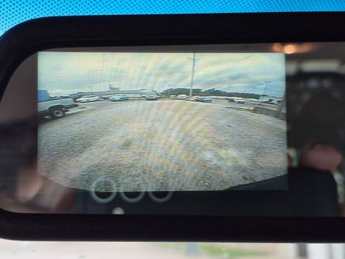 Used 2022 Chevrolet Express 2500 Extended w/ Driver Convenience Package image 19