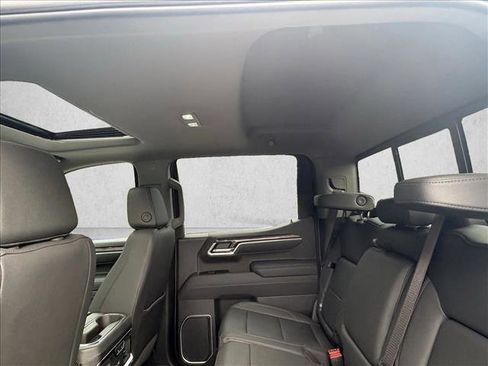 Used 2025 Chevrolet Silverado 1500 LTZ w/ LTZ Premium Package image 15