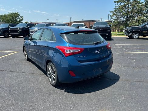 Used 2016 Hyundai Elantra GT w/ Option Group 03 FWD image 5