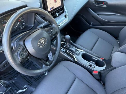 Used 2023 Toyota Corolla LE w/ LE Convenience Package FWD image 12