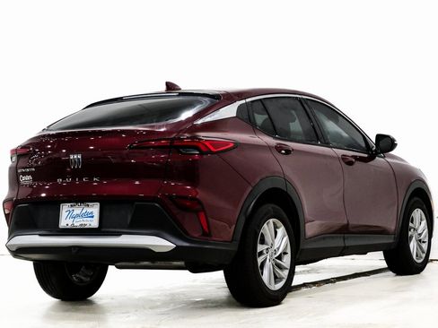 Used 2025 Buick Envista Preferred w/ Convenience II Package image 6